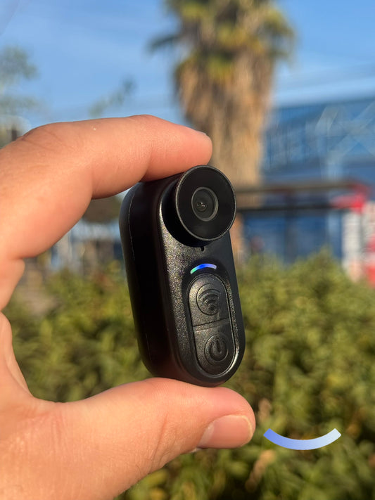 Cámara Mini 4K con Estabilizador EIS, WiFi | IPX6 Impermeable y 5,5 hrs de autonomía.